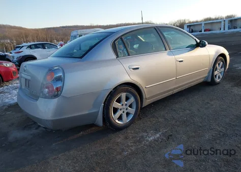 2003 Nissan Altima 2.5 S z USA, uszkodzony, nr VIN 1N4AL11D23C203130